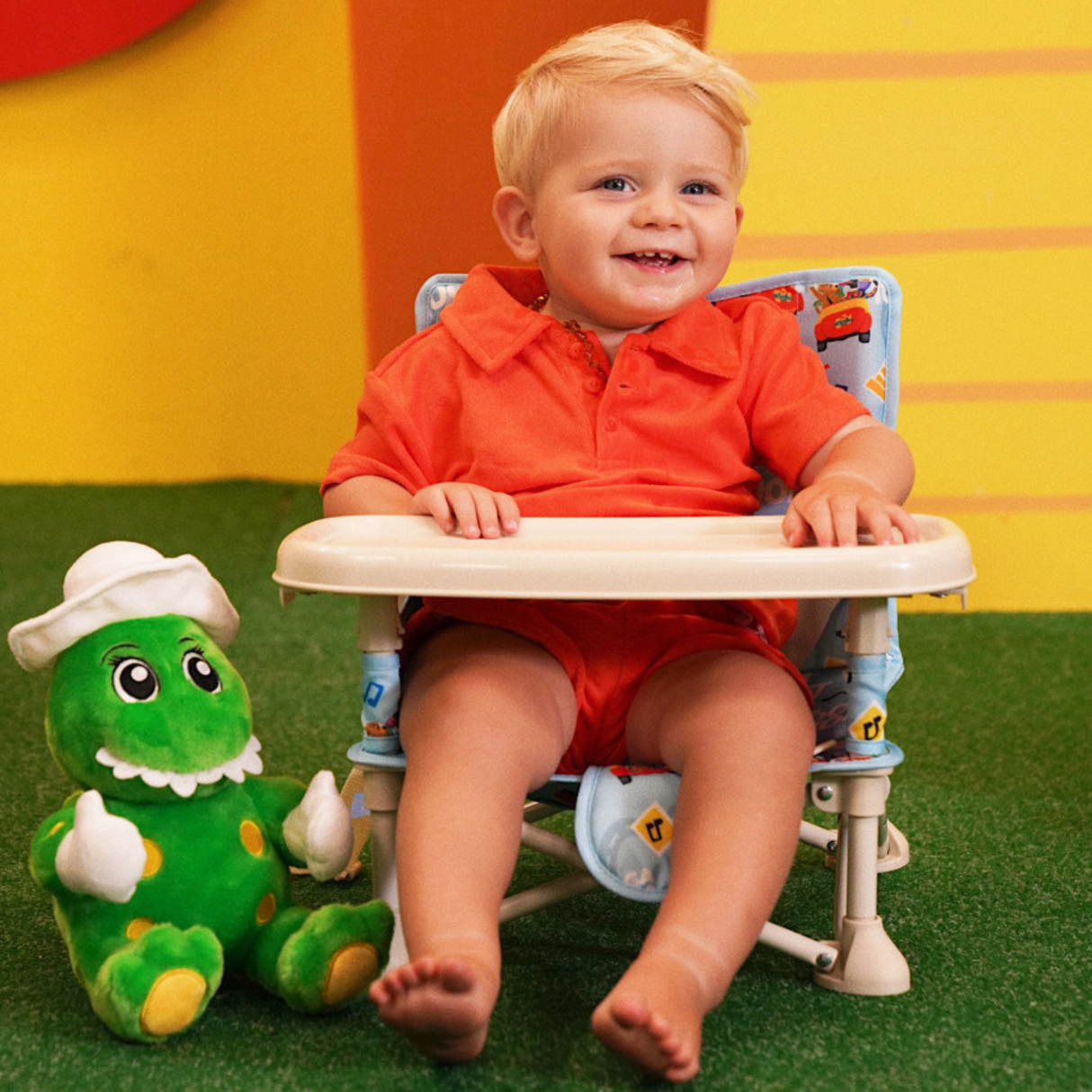 Izimini Baby Chair - Toot Toot, Chugga Chugga