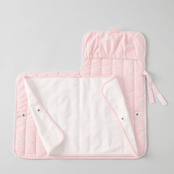 Jiggle + Giggle Quilted Change Mat - Pink