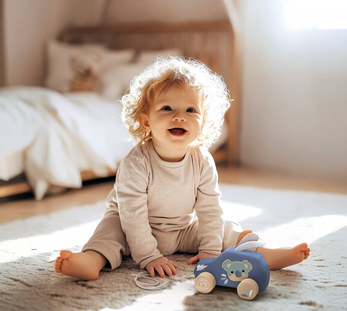 Speedy Monkey Pull Along Car