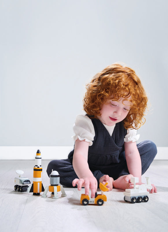 Tender Leaf Space Voyager Set