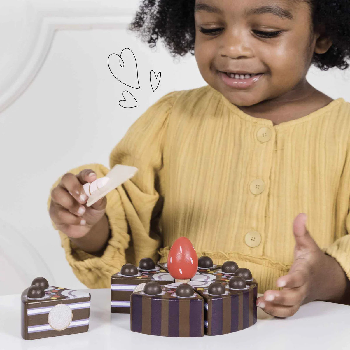 Le Toy Van Wooden Chocolate Gateau Cake