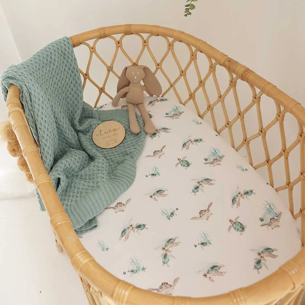 Snuggle Hunny Organic Bassinet Sheet / Change Pad Cover - Turtle
