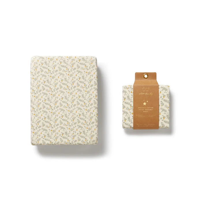 Wilson + Frenchy Lemon Leaf Organic Bassinet Sheet