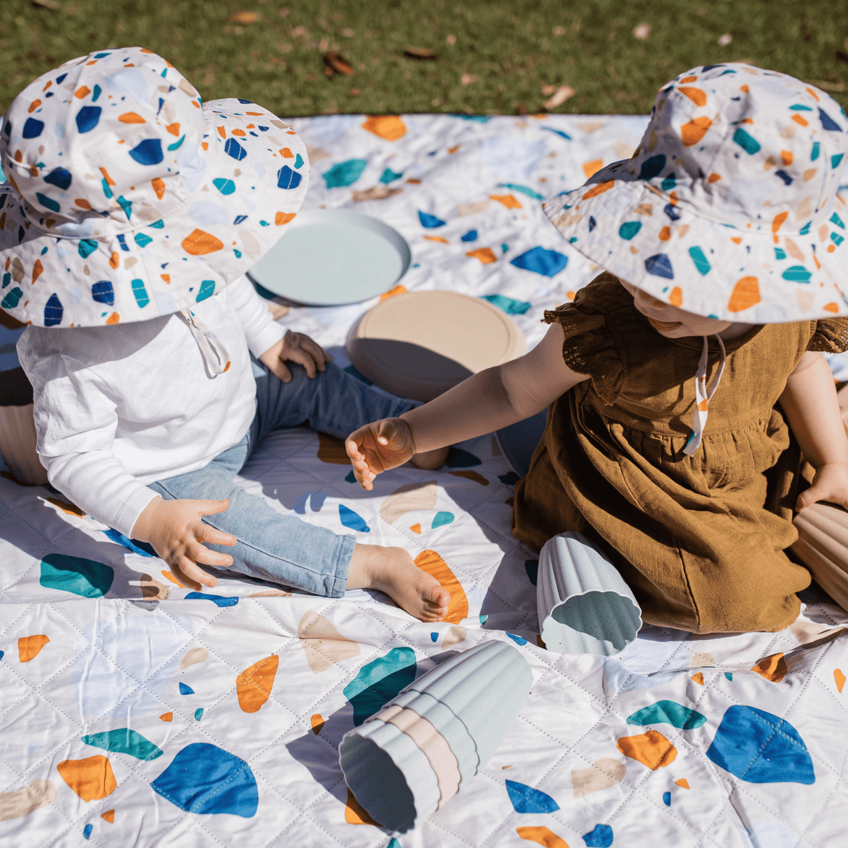 Izimini Picnic Rug - Charlie