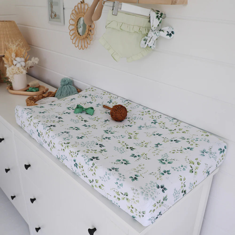 Snuggle Hunny Organic Bassinet Sheet / Change Pad Cover - Eden