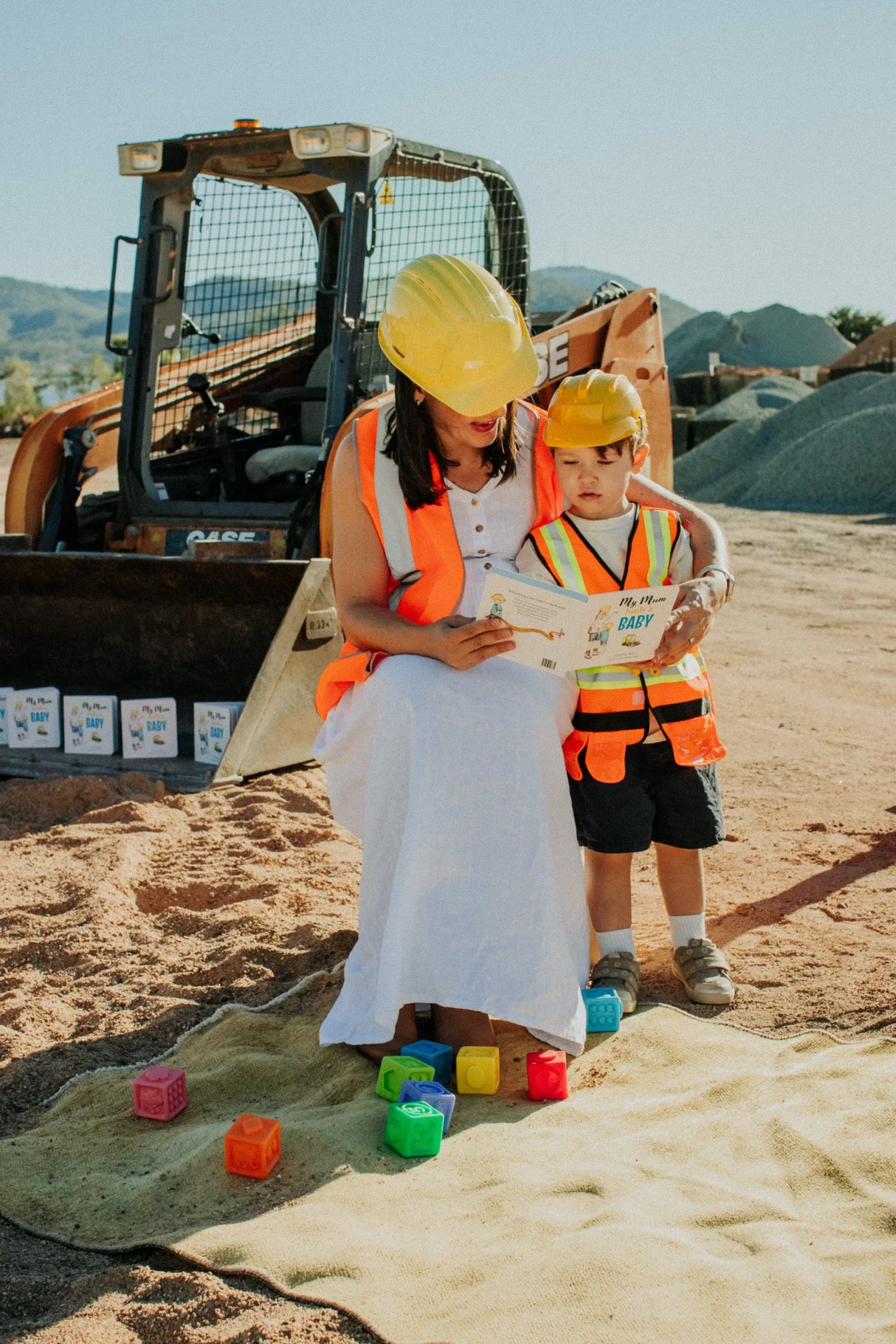 My Mum Built A Baby - Courtney Birch (Board Book)