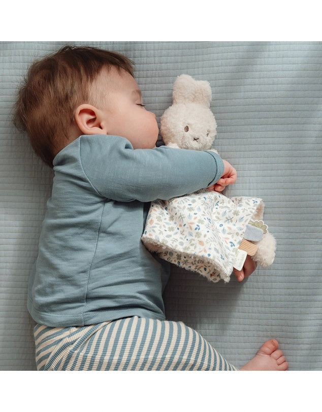 Miffy Cuddle Cloth - Lucky Leaves