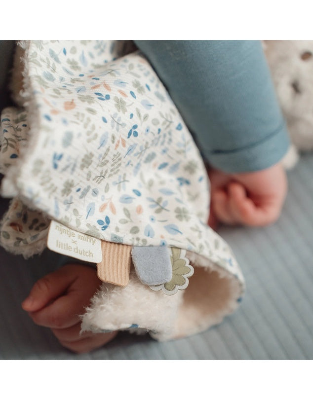 Miffy Cuddle Cloth - Lucky Leaves
