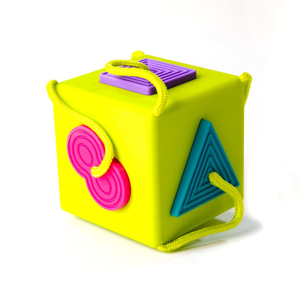 Fat Brain Toys Oombee Cube