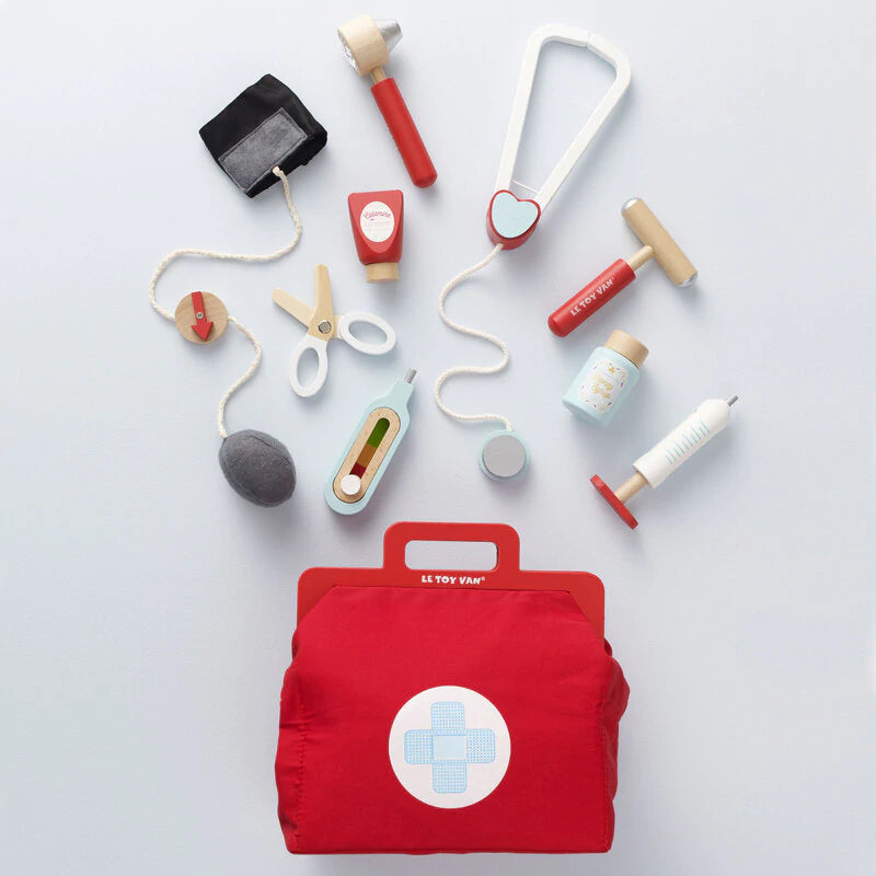 Wooden Doctor's Set with Bag