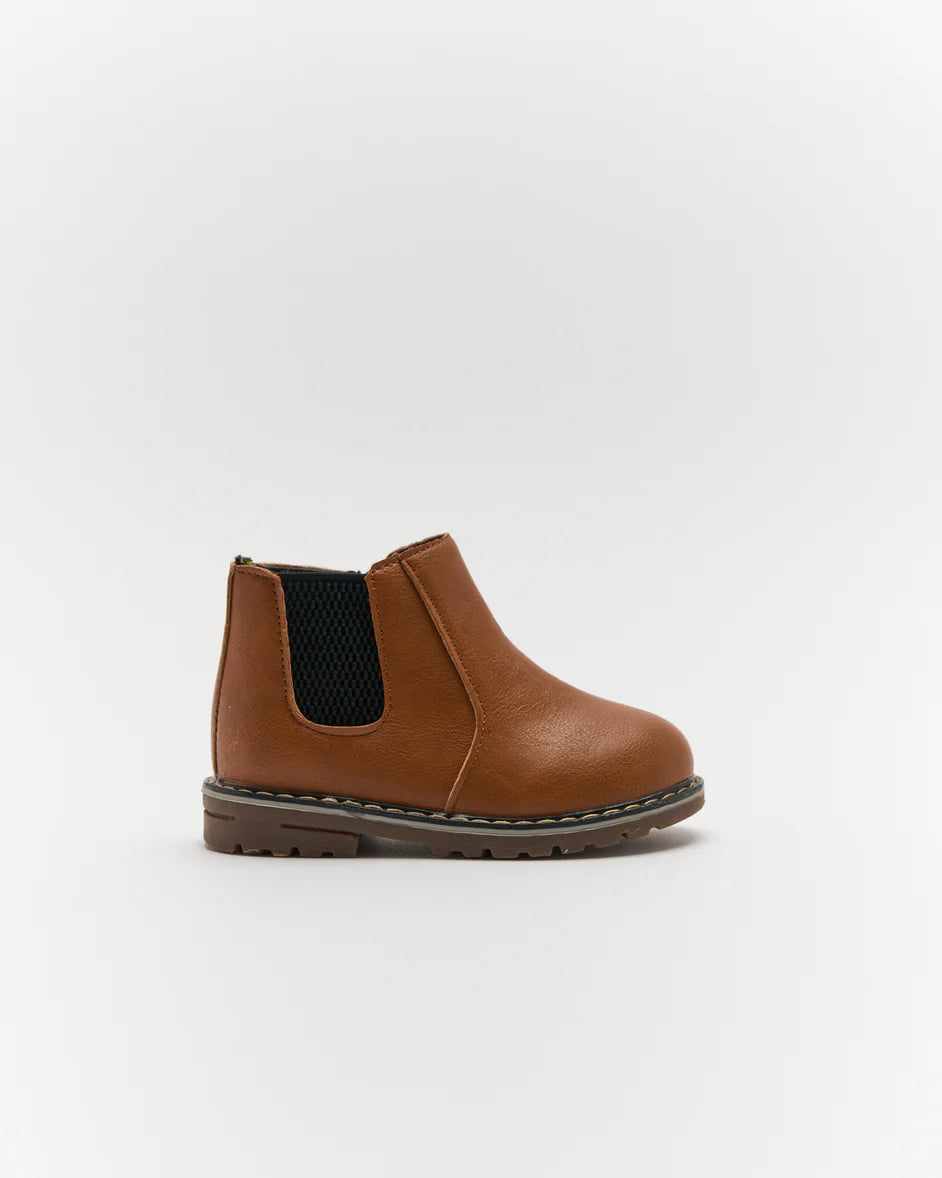 Walnut Fenix Boot - Tan