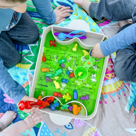 Hey Doodle Mini Colouring Mat - Toot Toot Honk