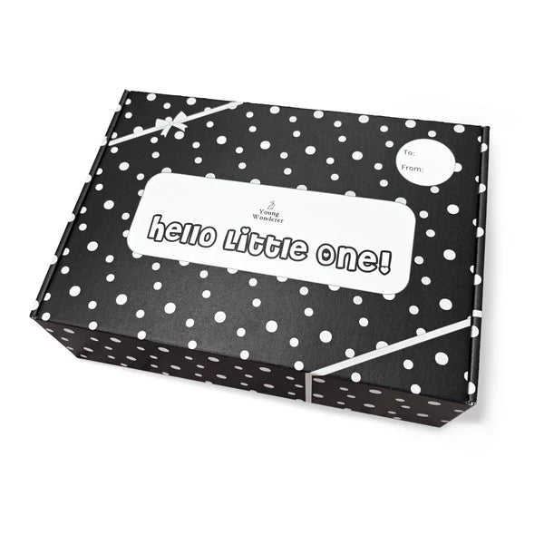 Young Wonderer Hello Little One! High Contrast Sensory Gift Set