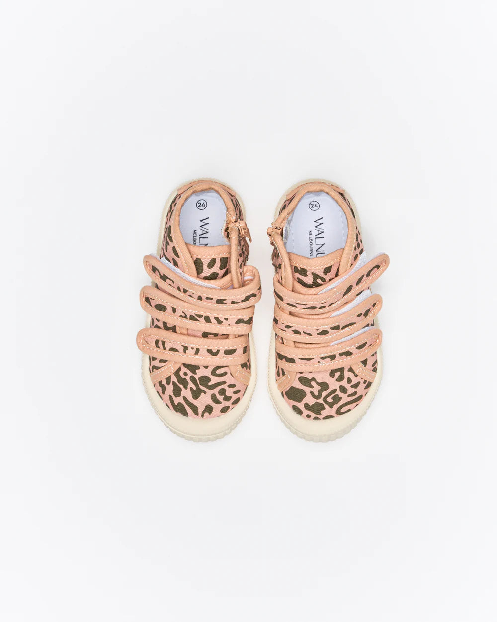 Walnut Billie Canvas - Pink Leopard