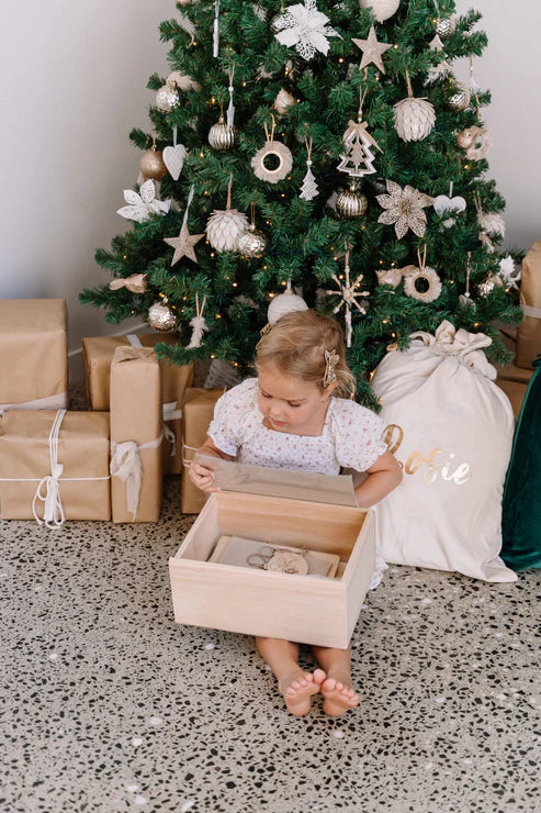 Timber Tinkers Christmas Box - Christmas Floral