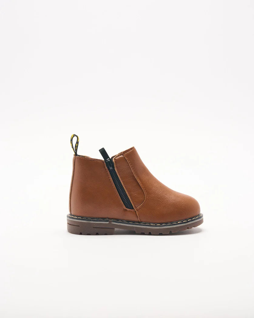 Walnut Fenix Boot - Tan