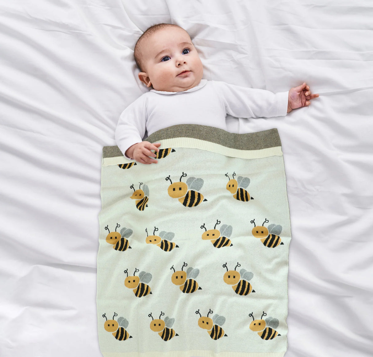 Di Lusso Living Little Buzzy Blanket