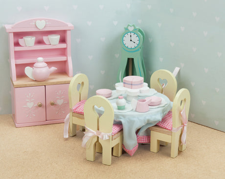 Daisylane Drawing Room