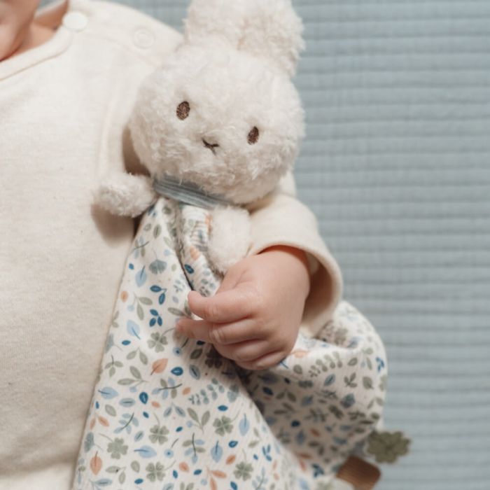 Miffy Cuddle Cloth - Lucky Leaves