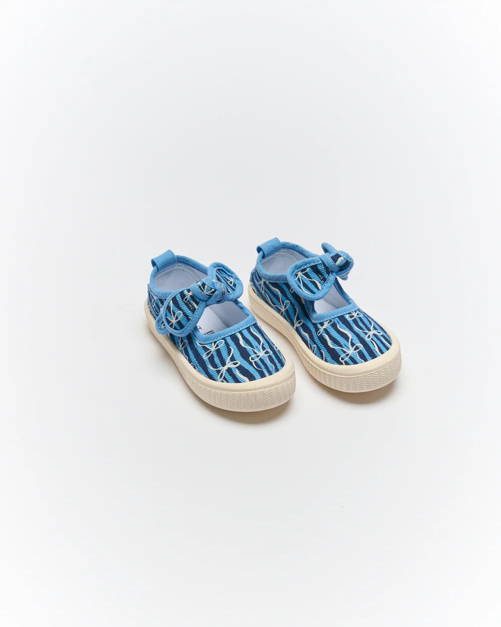 Walnut Millie Canvas - Denim Bows