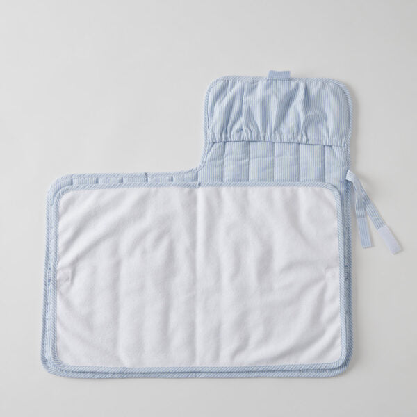 Jiggle + Giggle Quilted Change Mat - Blue