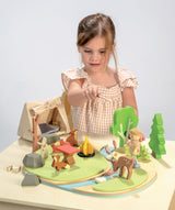 Tender Lead Wildlife Camping Playset