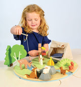 Tender Lead Wildlife Camping Playset