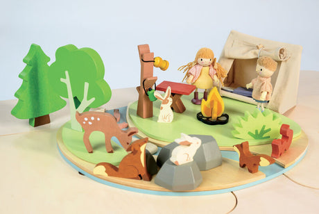 Tender Lead Wildlife Camping Playset