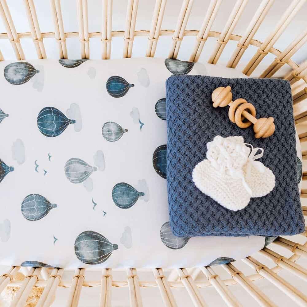 Snuggle Hunny Organic Bassinet Sheet / Change Pad Cover - Cloud Chaser