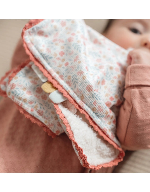 Miffy Cuddle Cloth - Lucky Blossom