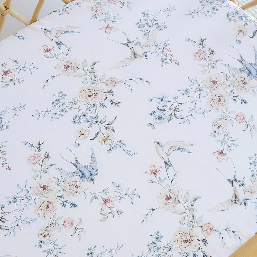 Snuggle Hunny Organic Bassinet Sheet / Change Pad Cover - Sweet Swallows