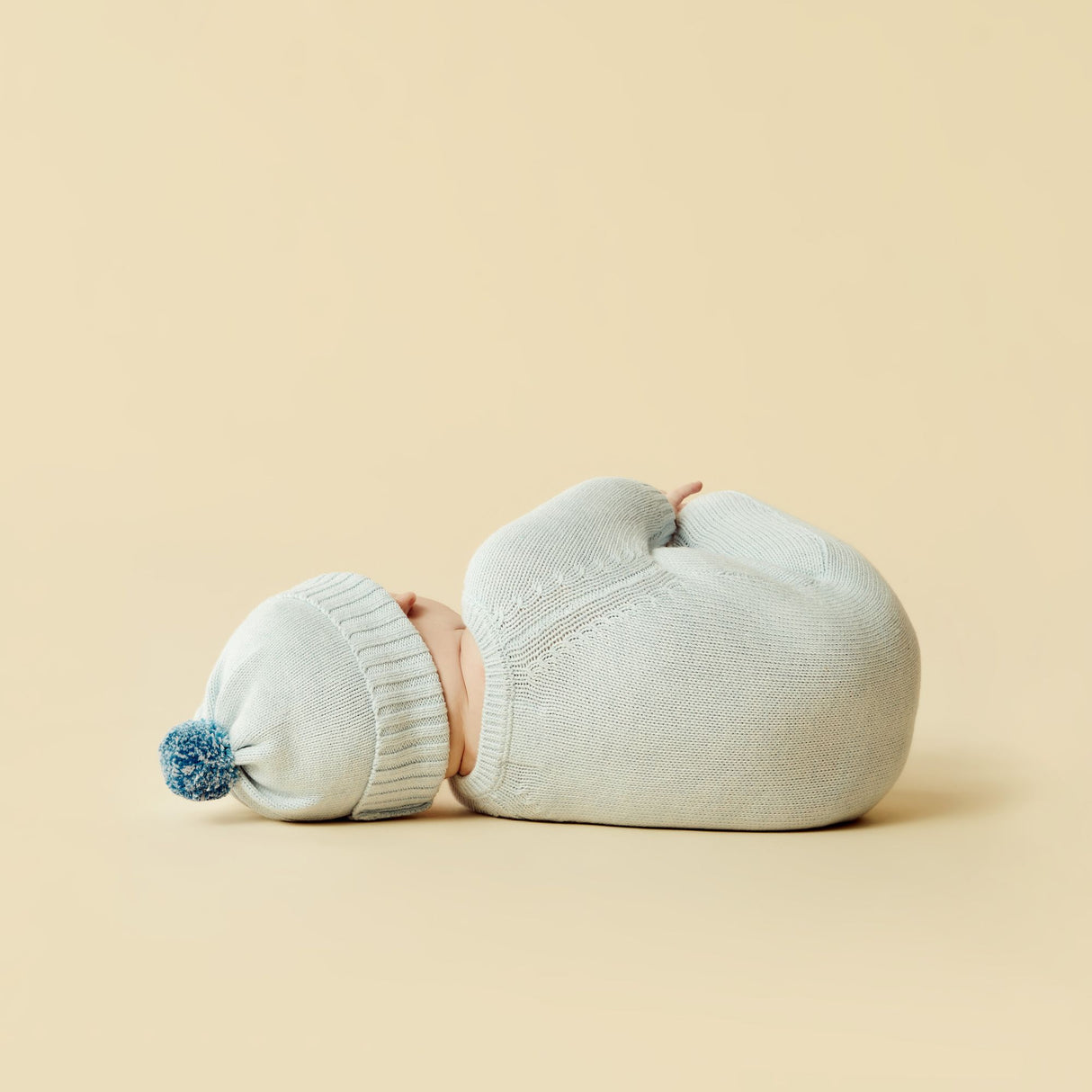 Wilson + Frenchy Knitted Cable Growsuit - Bluebell Fleck