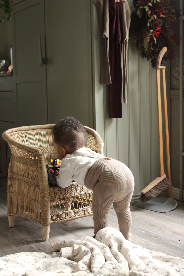 Silly Silas Footed Tights - Peanut Blend