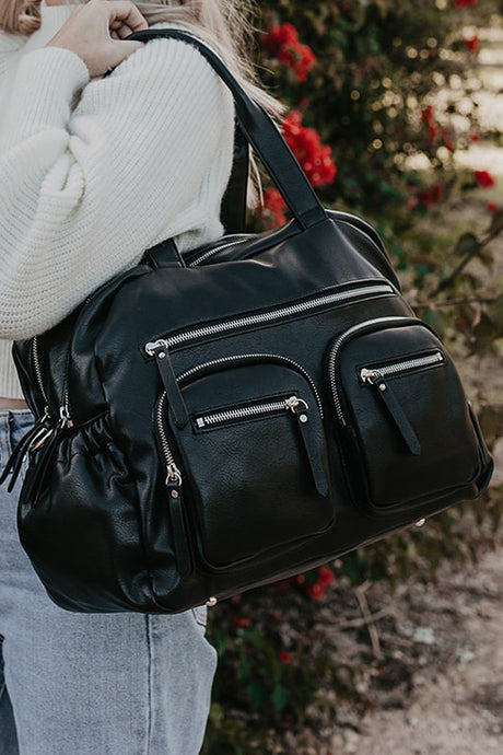 OiOi Baby Nappy Bag / Carry All - Black